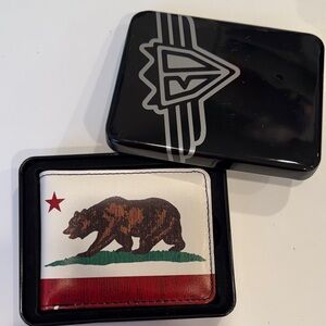 Buckle- Down California Bear Design Wallet in Black Metal Case